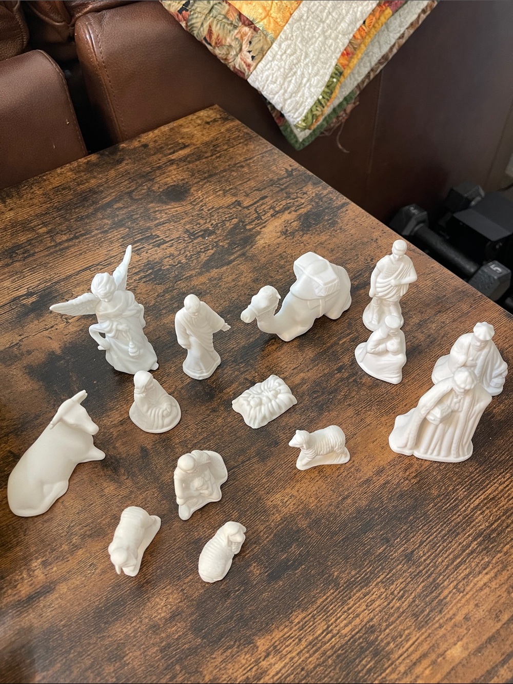 Dresden vintage White Ceramic Nativity Figurine Set - Elegant Holiday Display